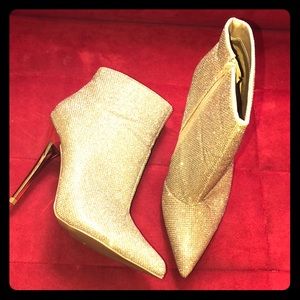 Golden Gold Sparkling ankle boots ☀️